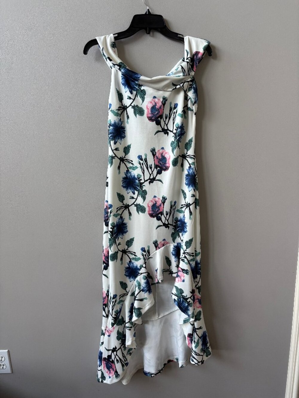Venus Floral Hi-Low Dress, Size Small